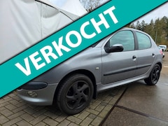Peugeot 206 - 1.4 Gentry Premium *loop/sloop/export)