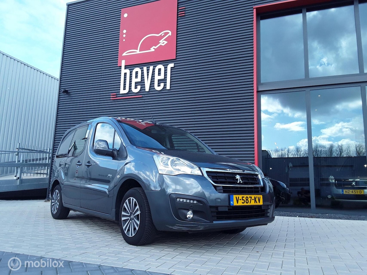 Peugeot Partner - bestel 120 1.6 BlueHDi 100 L1 Premium Pack S&S - AutoWereld.nl