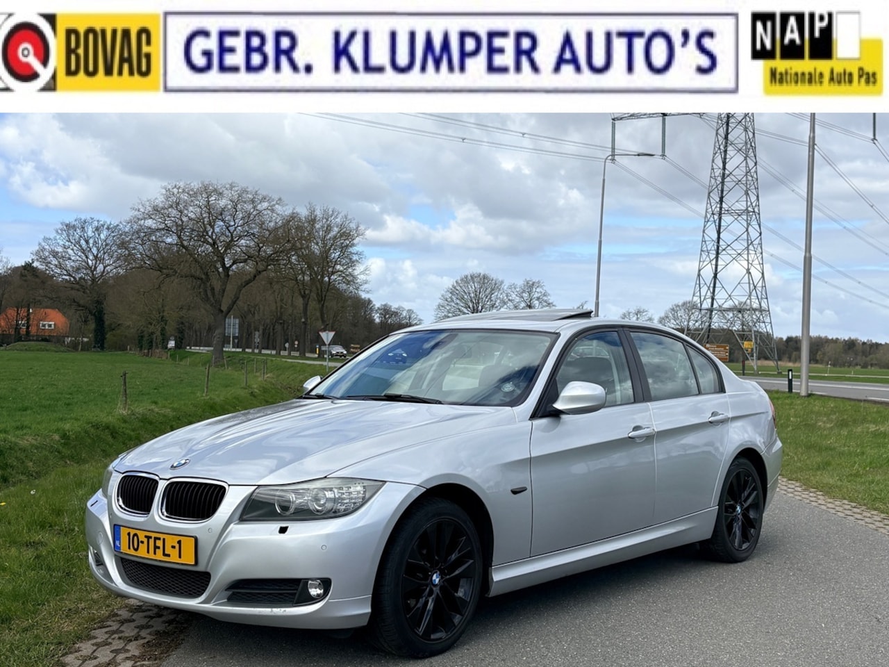BMW 3-serie - 320i High Executive Leer, Dak, Navi, Cruise, ECC, Trekhaak, Xenon - AutoWereld.nl