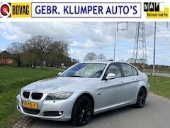 BMW 3-serie - 320i High Executive Leer, Dak, Navi, Cruise, ECC, Trekhaak, Xenon