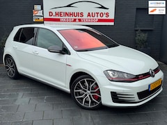 Volkswagen Golf - 7 2.0 TSI GTI Performance DSG