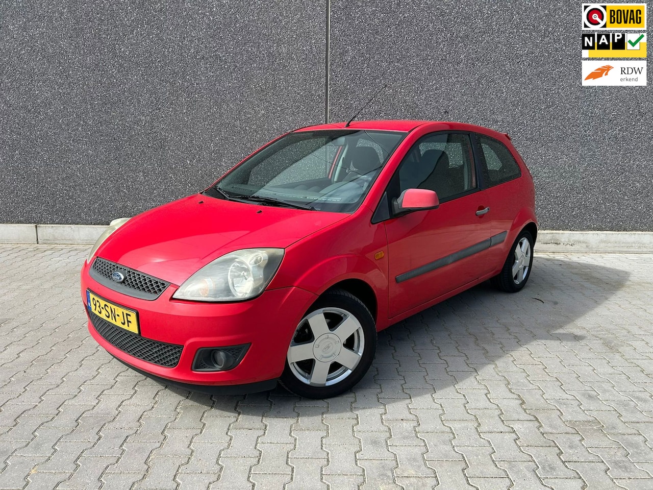 Ford Fiesta - 1.3-8V Futura | AIRCO | AUX | ELEK RAMEN | APK T/M 2-4-2027 | AFLEVERBEURT | COMPLEET ONDE - AutoWereld.nl