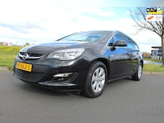 Opel Astra Sports Tourer - 1.4 Turbo Blitz Climate Control , navigatie APK 25-02-2027