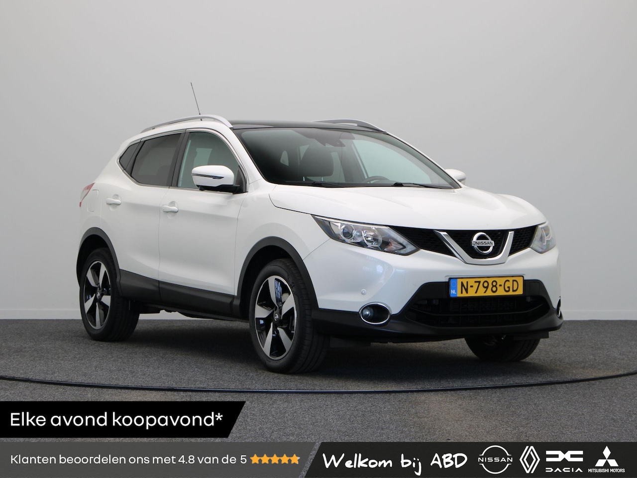 Nissan Qashqai - 1.6 Tekna | Climate control | Panoramadak | Rondomzicht camera | Trekhaak | Stoelverwarmin - AutoWereld.nl