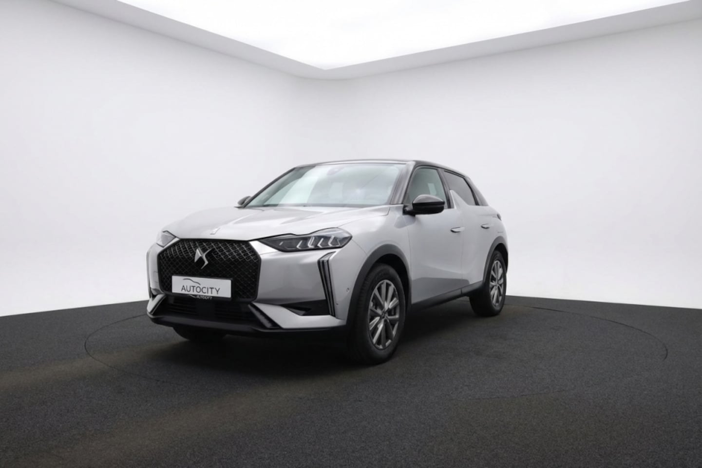 DS 3 - Automobiles E-Tense Bastille 156PK | Camera | Head up display | Carplay - AutoWereld.nl