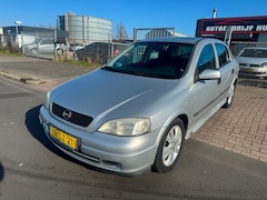 Opel Astra - 1.6 5 DEURS