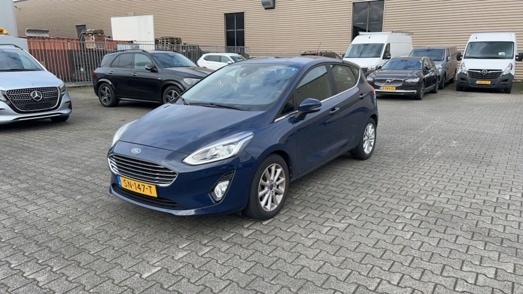 Ford Fiesta - 1.0 EcoBoost Titanium Automaat - Navi - Trekhaak - Climate control - AutoWereld.nl