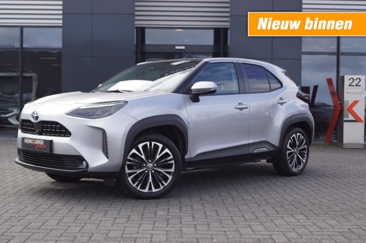 Toyota Yaris Cross - 1.5 Hybrid Executive / Panodak /360gr Camera /Elektr. A-Klep/ Head-up/ Trekhaak afnb.//18 - AutoWereld.nl