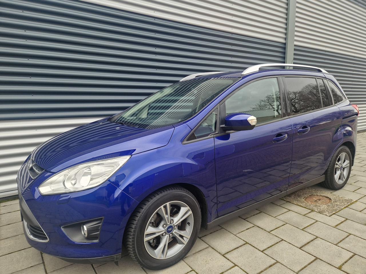 Ford Grand C-Max - 1.0 Titanium Nieuwe distributieset , climatronic, PDC, nieuwe APK - AutoWereld.nl