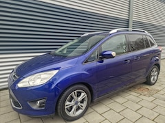 Ford Grand C-Max - 1.0 Titanium Nieuwe distributieset , climatronic, PDC, nieuwe APK