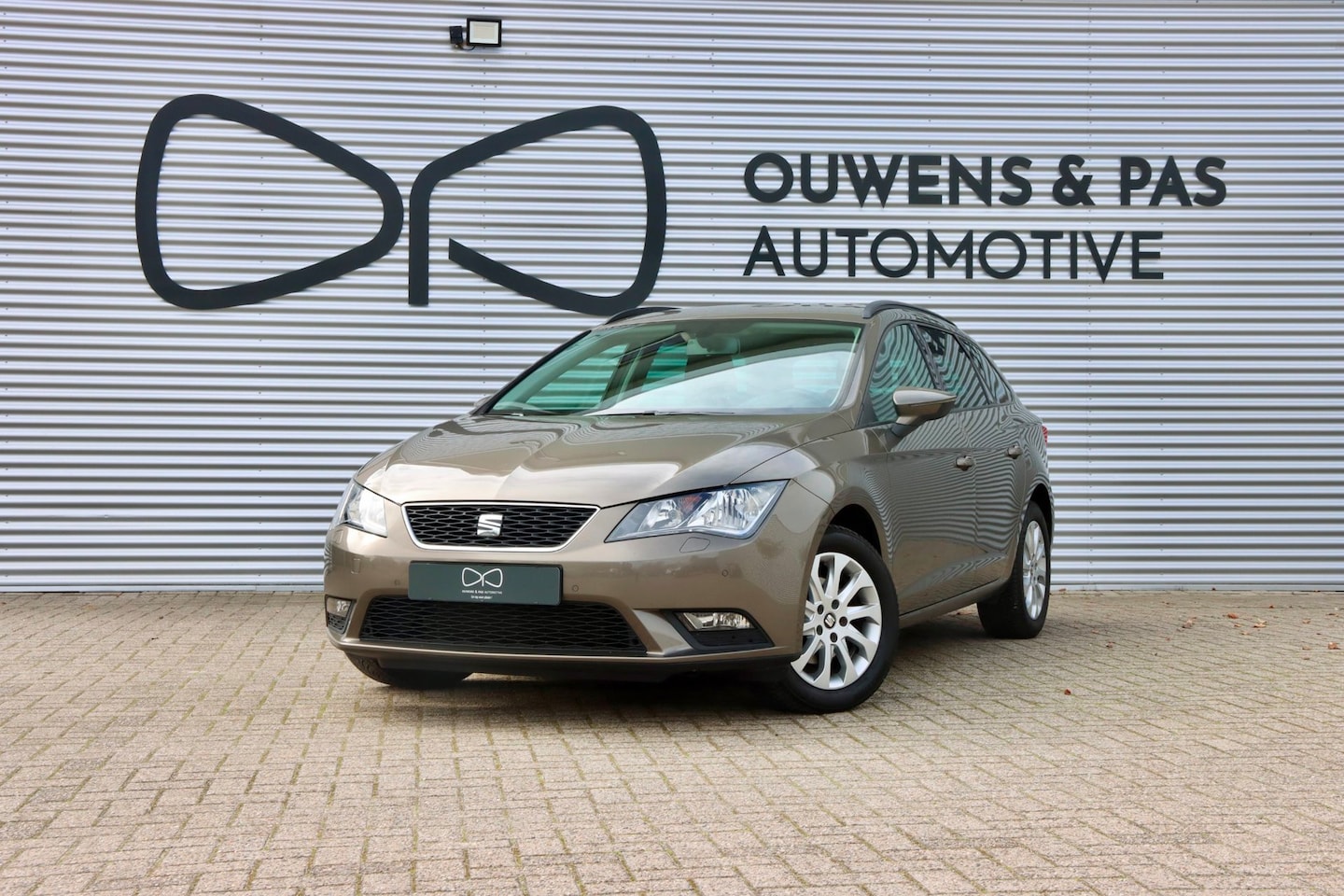 SEAT Leon ST - 1.2 TSI Style | NAVIGATIE | CRUISE CONTROL | STOELVERWARMING | DSG - AutoWereld.nl