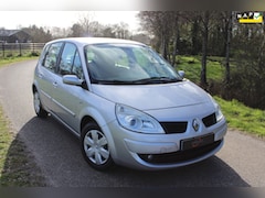 Renault Scénic - 1.6-16V Privilège Comfort 148dkm NAP
