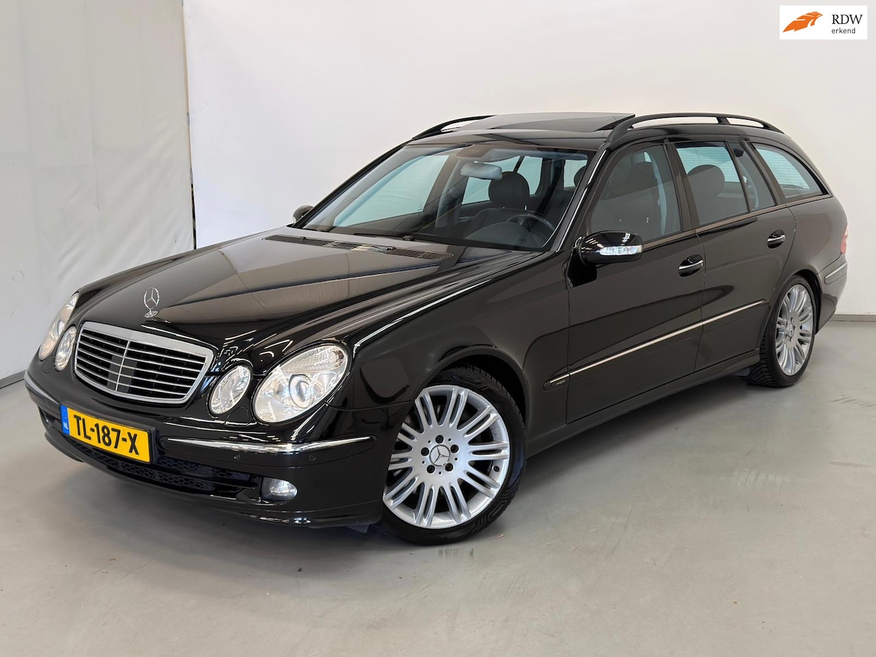 Mercedes-Benz E-klasse Combi - 500 4Matic Sport Edition / Schuifdak / Harman / Memory - AutoWereld.nl