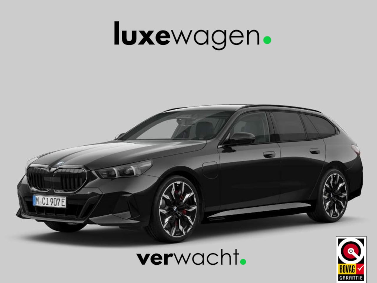 BMW 5-serie Touring - 550e xDrive M-Sport Pro Pano ACC B&W 360 HUD Stoelvent - AutoWereld.nl