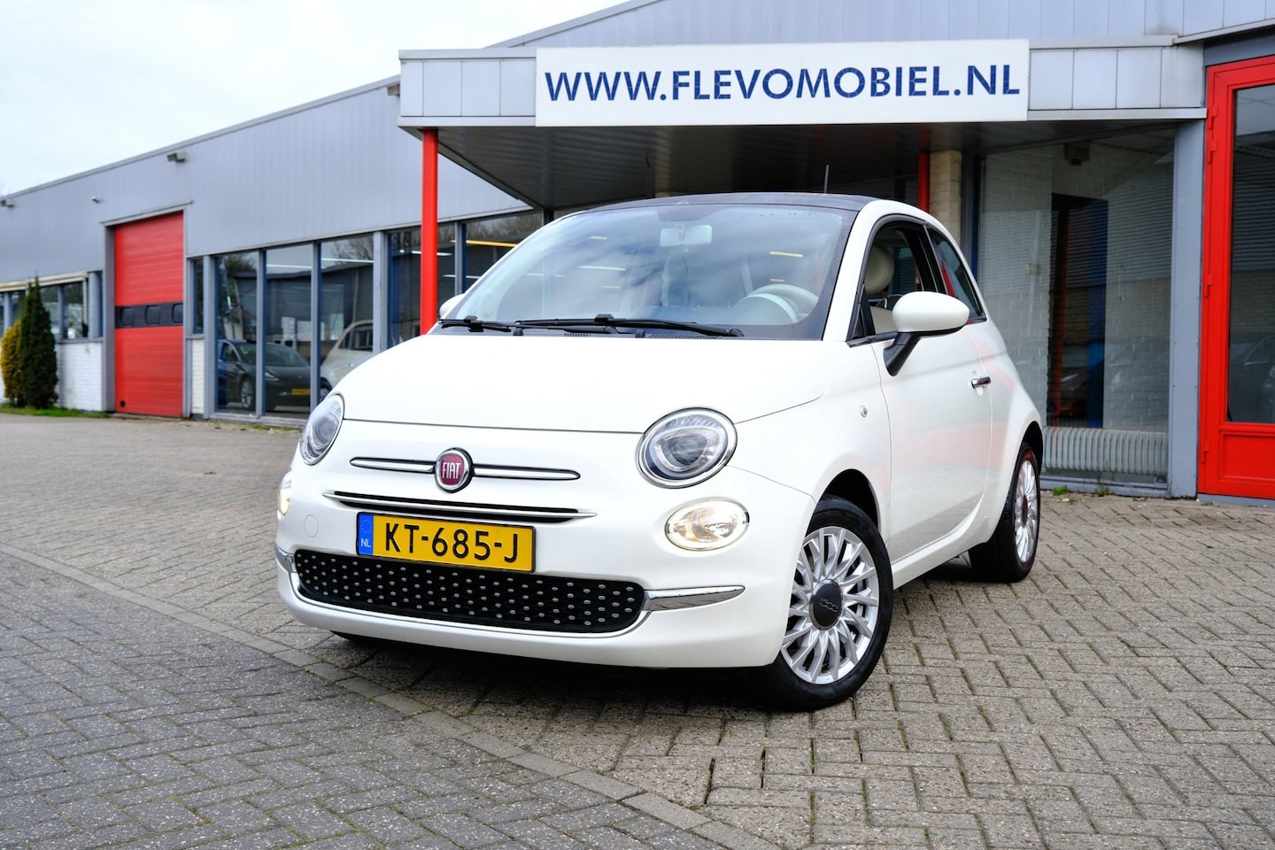 Fiat 500 - 1.2 Lounge Pano|Navi|DAB|LMV - AutoWereld.nl