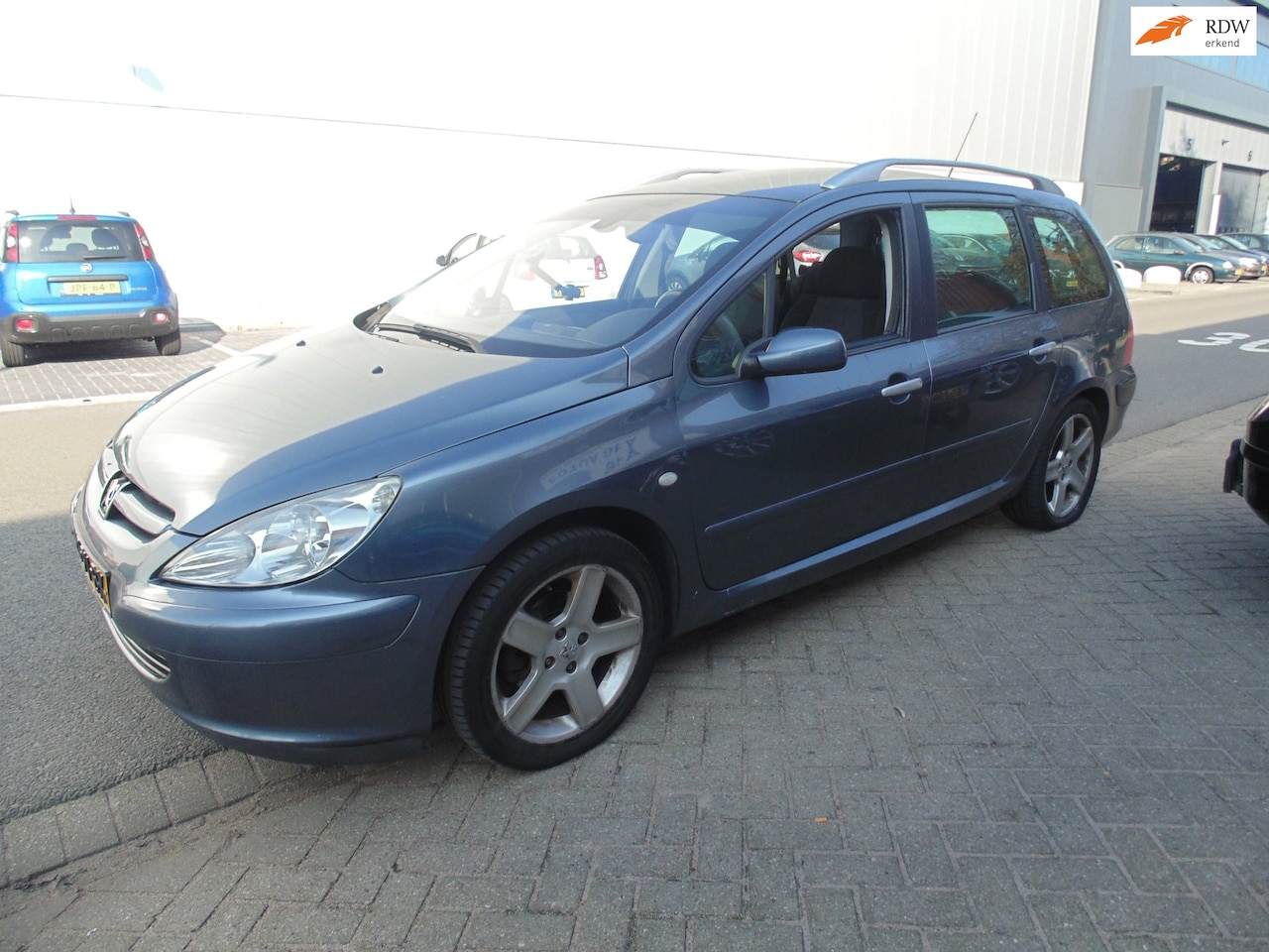 Peugeot 307 SW - 1.6 16V Premium MET AIRCO TREKHAAK apk 12-2026 - AutoWereld.nl