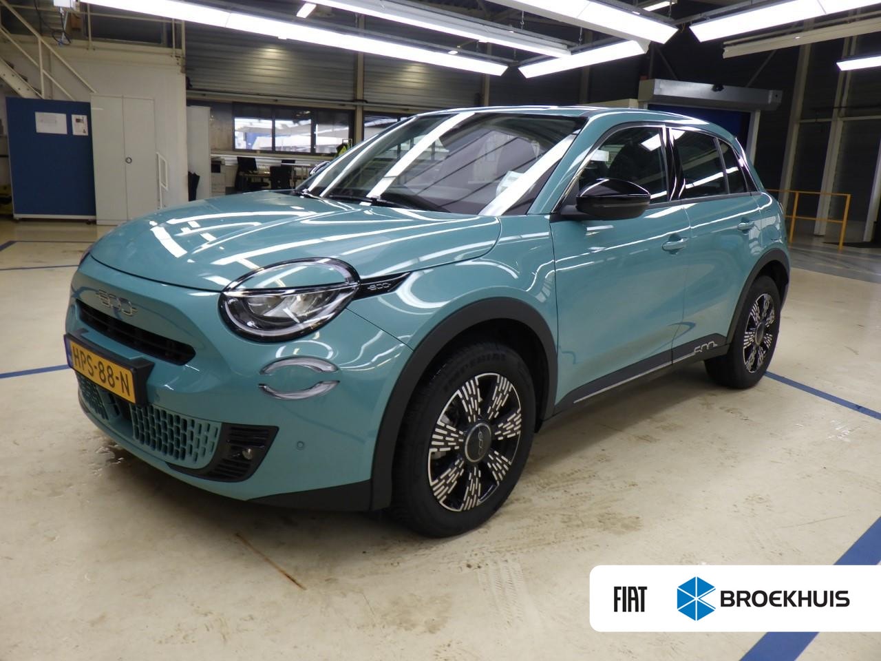 Fiat 600 - 1.2 Hybrid Urban 110pk | Navigatie | Achteruitrijcamera | Draadloos Apple Carplay & Androi - AutoWereld.nl