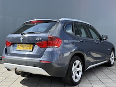 BMW X1 - BWJ 12-2010 | sDrive 150PK AUTOMAAT | TREKHAAK | AIRCO | PDC | LICHTMETAAL | RADIO/CD