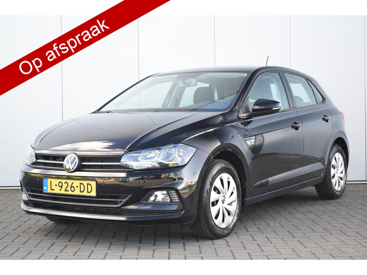 Volkswagen Polo - 1.0 TSI Comfortline Navi/Carplay Pdc/Voor/achter 81dkm! - AutoWereld.nl