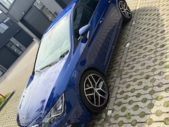 SEAT Leon - 1.5 TSI FR Business Intense
