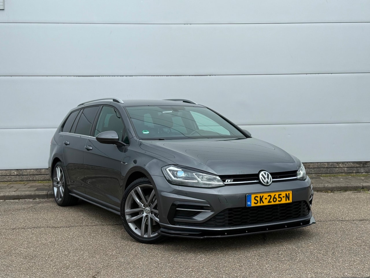 Volkswagen Golf Variant - 1.6 TDI 3X R-Line (bj 2018) DSG-AUTOMAAT-XENON-NW RIEM-VOL - AutoWereld.nl