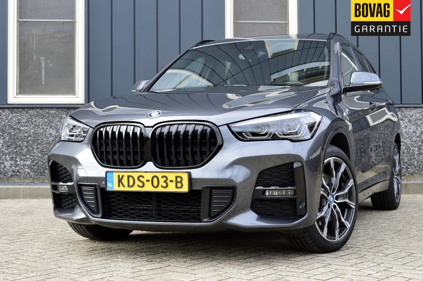 BMW X1 - xDrive25e M-Sport Rijklaarprijs-Garantie SOH 96% Panoramadak Leder Interieur Led Apple car - AutoWereld.nl