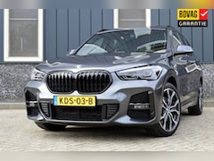 BMW X1 - xDrive25e M-Sport Rijklaarprijs-Garantie SOH 96% Panoramadak Leder Interieur Led Apple car