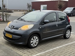 Peugeot 107 - 1.0 Benzine 5 Deurs Airco Elektr. Ramen 2 Sleutels