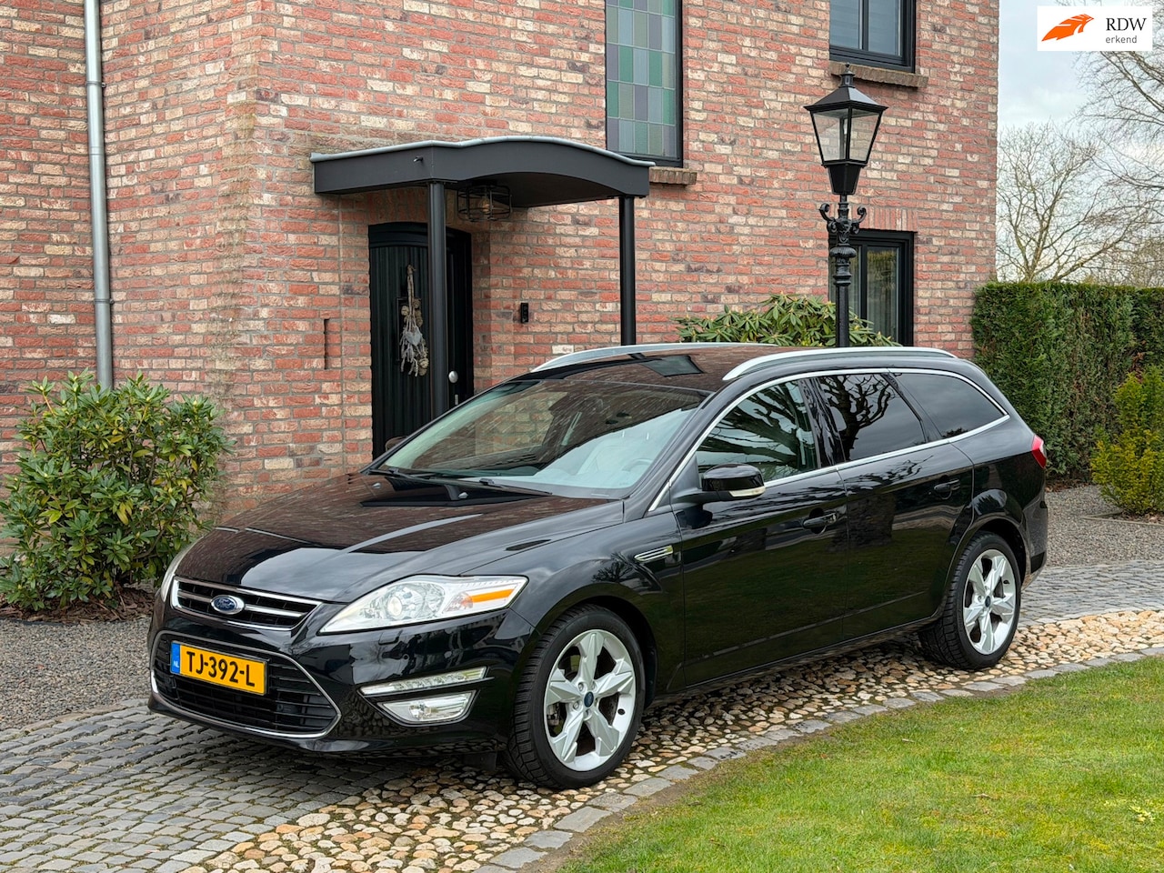 Ford Mondeo Wagon - 1.6 EcoBoost Platinum Leer Xenon Navi - AutoWereld.nl