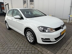 Volkswagen Golf - 1.2 TSI Edition
