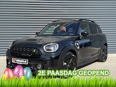 MINI Countryman - 2.0 Cooper SE ALL4 Pano/Leder/Camera/H&K 2e Paasdag geopend van 12:00 tot 16:00 uur