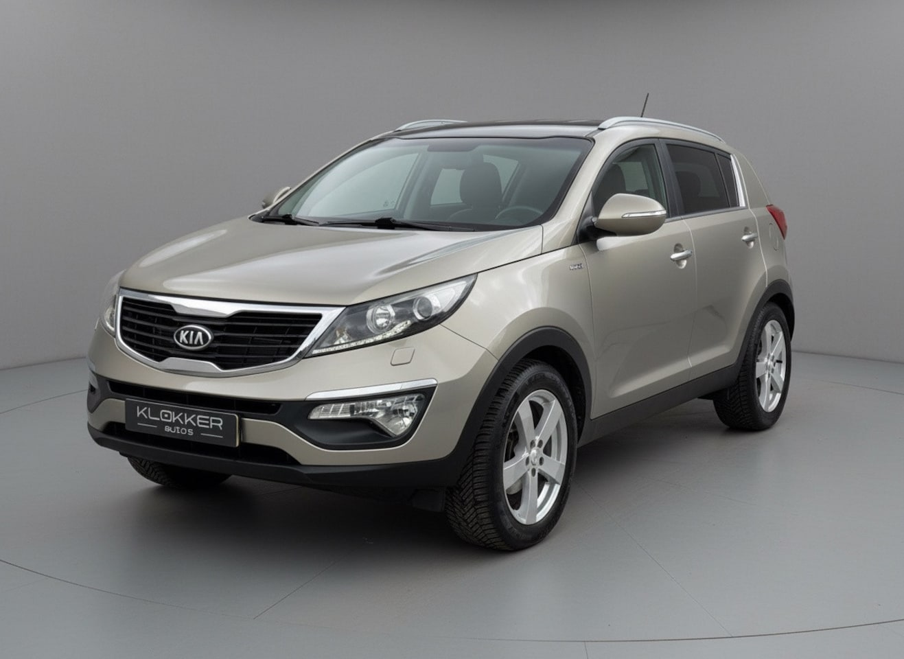 Kia Sportage - 2.0 X-clusive 4wd Leder Navi Camera Stoelverw V+A Xenon Trekhaak - AutoWereld.nl