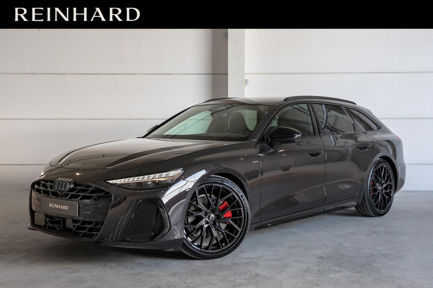 Audi A6 Avant - Competition / Tech Pro / Luchtvering / Pano / Trekhaak / SOH 100% / Fabr. Garantie - AutoWereld.nl