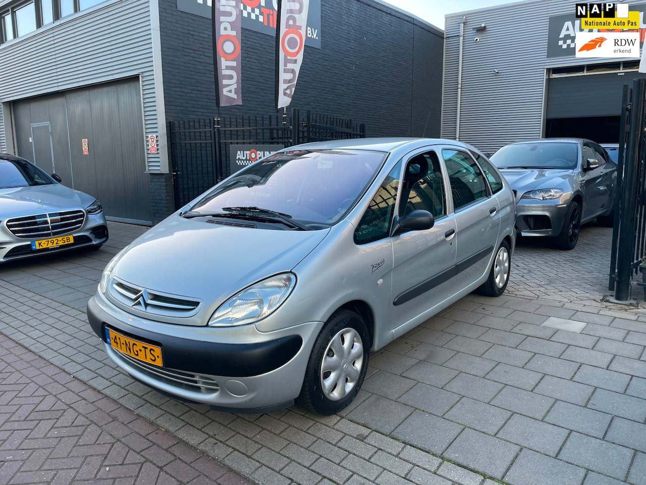 Citroën Xsara Picasso - 1.8i-16V Différence 1e Eigenaar! Trekhaak Airco NAP APK - AutoWereld.nl