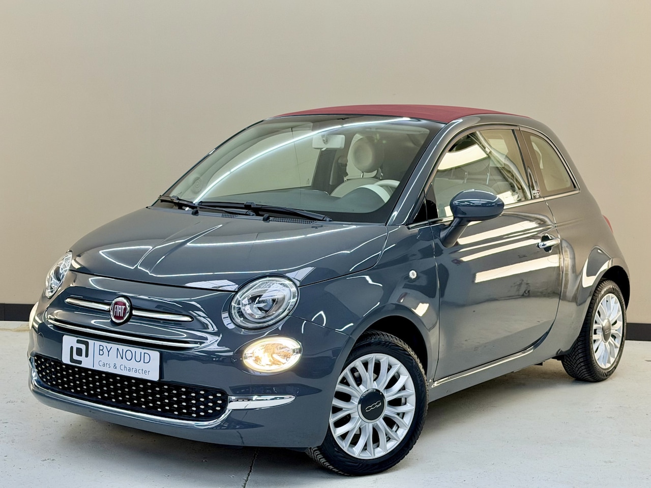 Fiat 500 C - 0.9 TwinAir Turbo Lounge 0.9 TwinAir Turbo Lounge, 81Pk, 2017m Origineel Nederlands, Apple carplay, Cruise control, - AutoWereld.nl