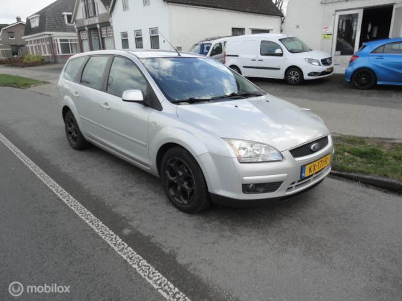 Ford Focus Wagon - 1.6-16V Ambiente 1.6-16V Ambiente - AutoWereld.nl