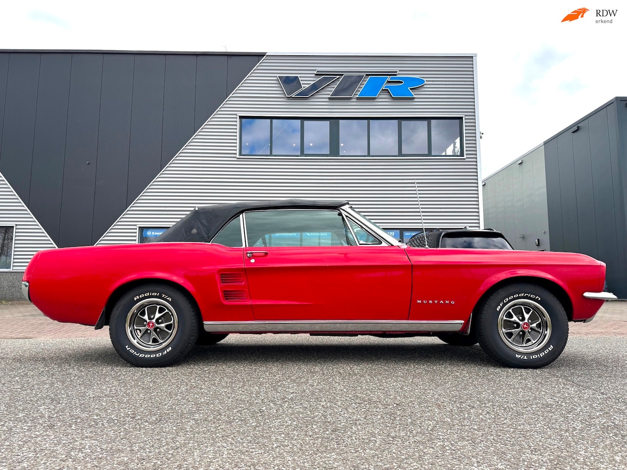 Ford Mustang - 1967 V8 automaat cabriolet - AutoWereld.nl