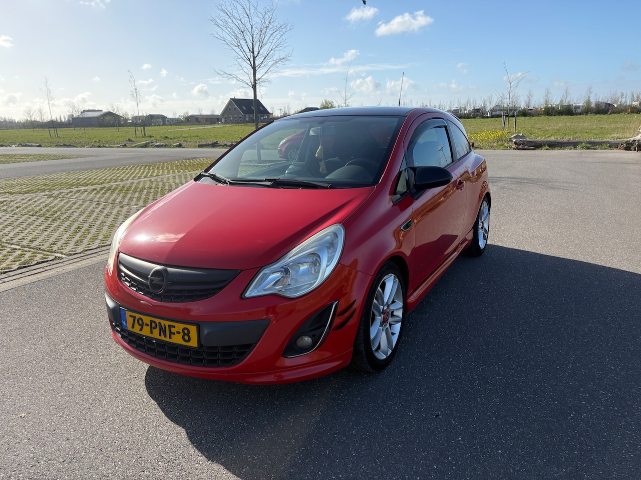 Opel Corsa - 1.4-16V Color Edition - AutoWereld.nl