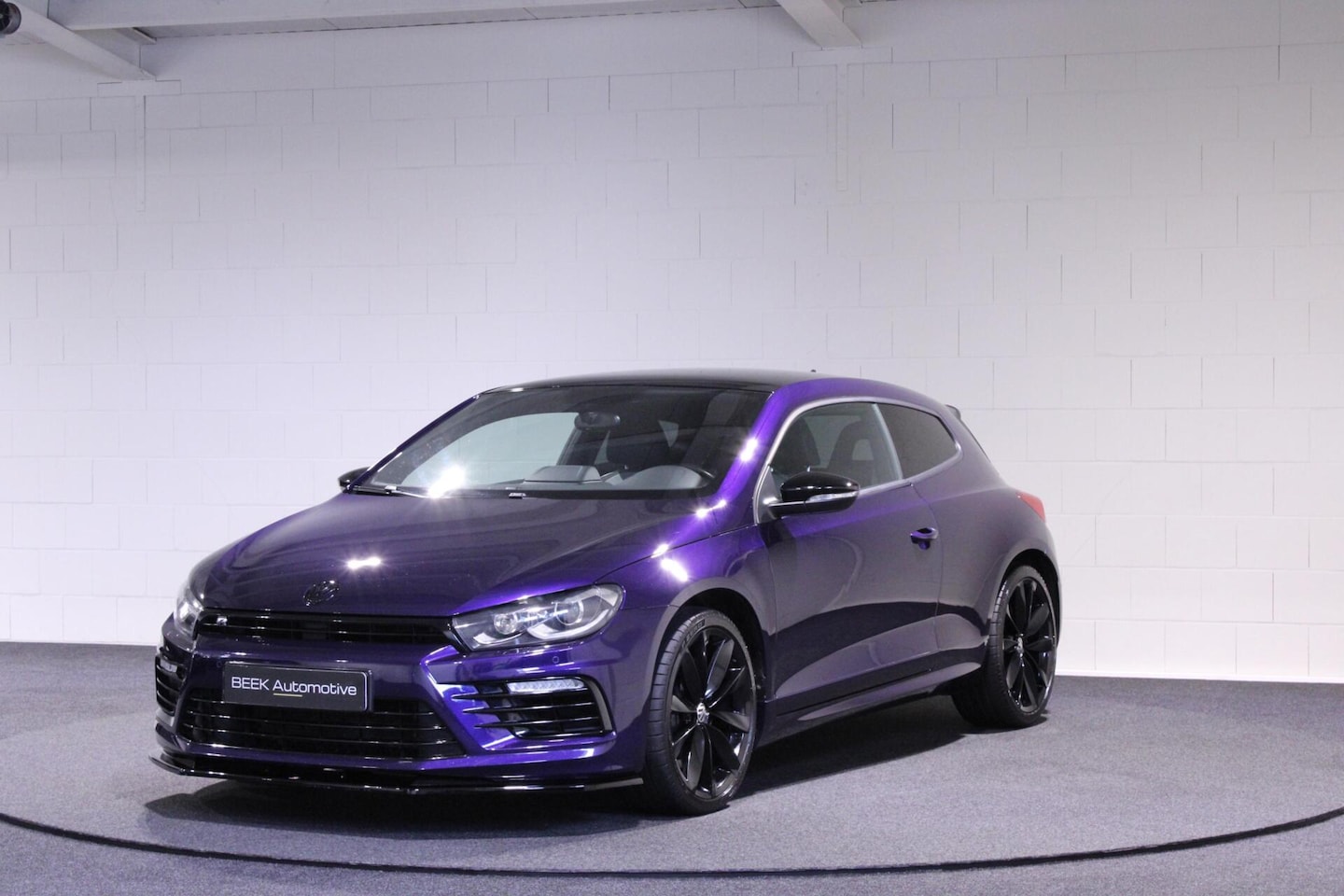 Volkswagen Scirocco - 2.0 TSI R | MILLTEK | 281PK | UNIEK! - AutoWereld.nl
