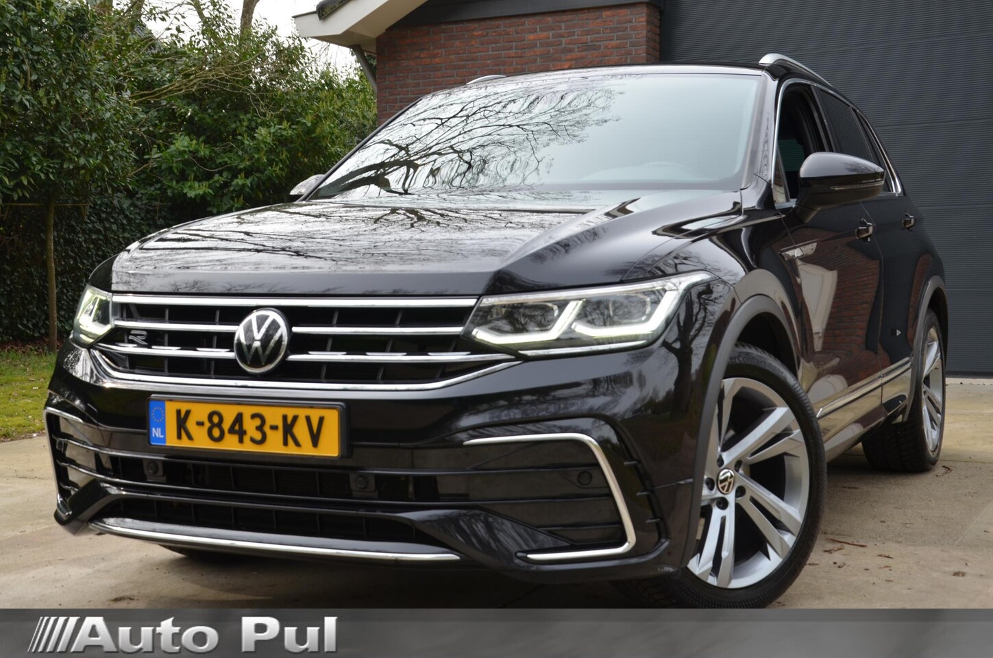 Volkswagen Tiguan - 1.5 TSI R-Line Business+ Automaat/Navi/Pdc/Ecc/Virtueel dashboard/Privacy-Glass/Cr-Control - AutoWereld.nl