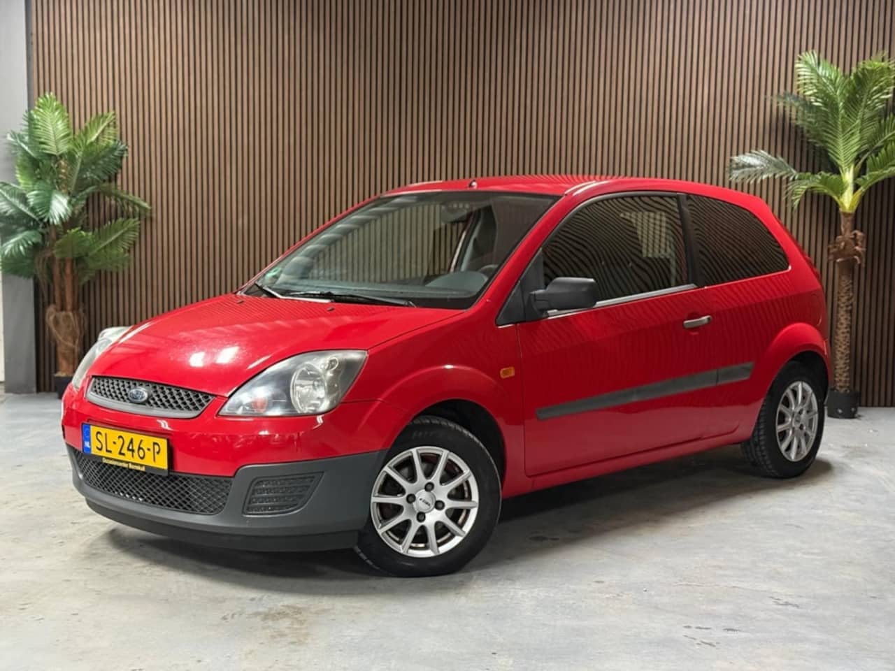 Ford Fiesta - 1.4-16V Ambiente 1.4-16V Ambiente - AutoWereld.nl