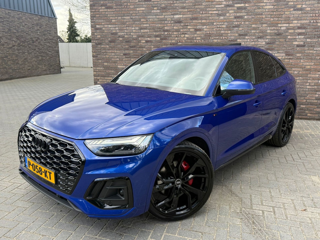 Audi Q5 Sportback - 55 TFSI e S edition 55 TFSI e S edition, LUCHTVERING, PANO, S-LINE, 22 INCH - AutoWereld.nl