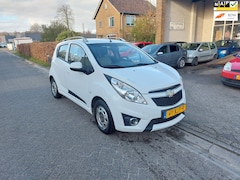 Chevrolet Spark - 1.0 16V LT White Limited Edition Bi-Fuel