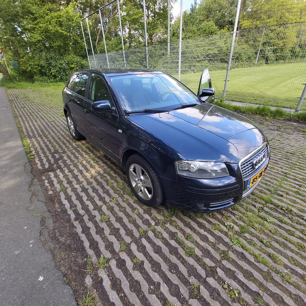 Audi A3 Sportback - 1.6 FSI Attraction Pro Line Business - AutoWereld.nl