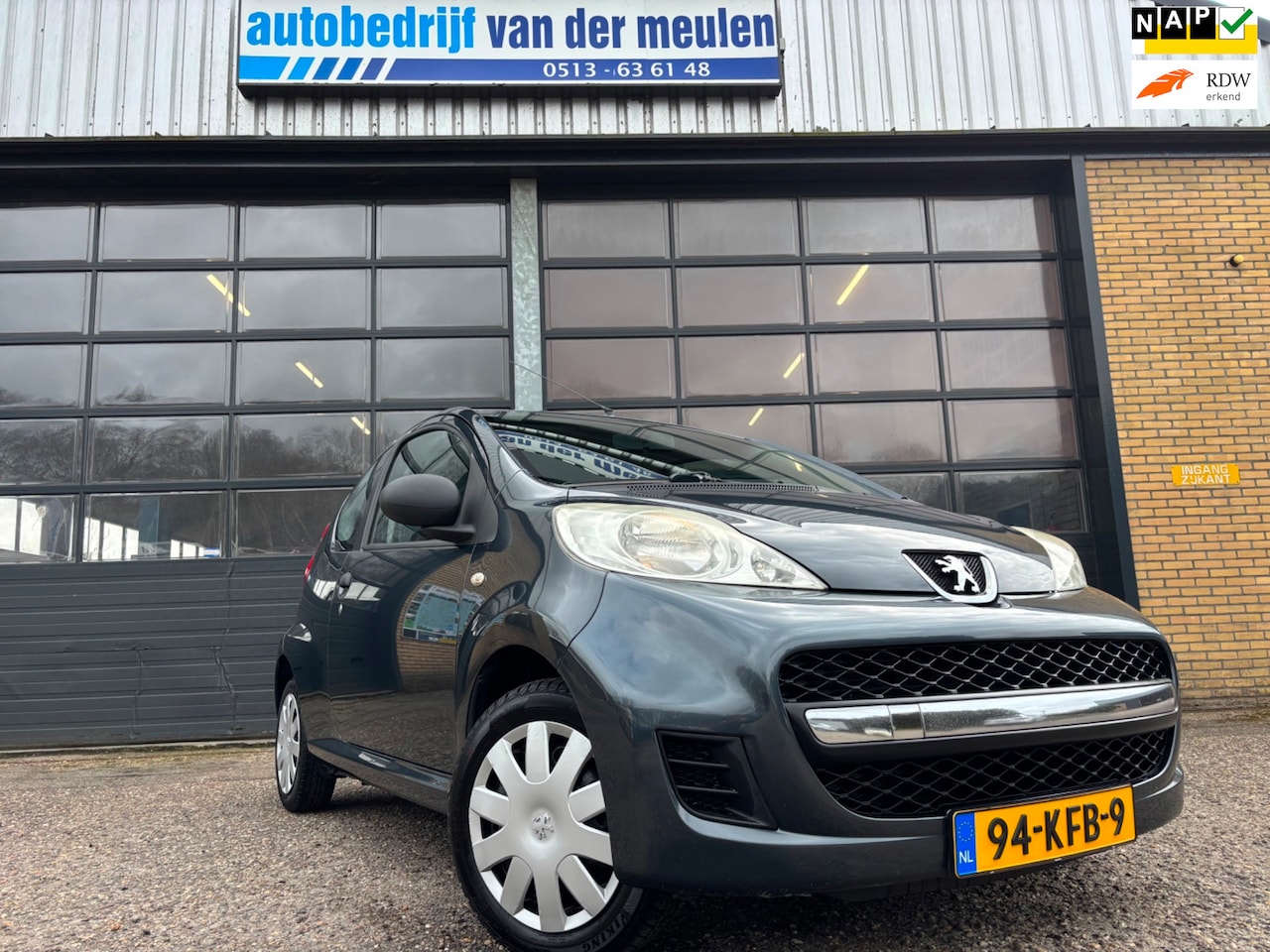 Peugeot 107 - 1.0-12V XR in absolute nieuwstaat!! 1e eigenaar!! - AutoWereld.nl