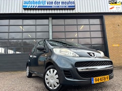 Peugeot 107 - 1.0-12V XR in absolute nieuwstaat 1e eigenaar