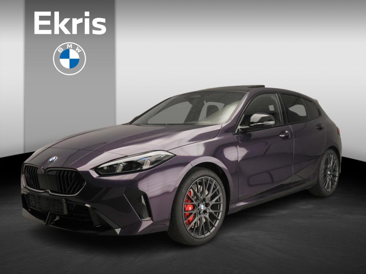 BMW 1-serie - 5-deurs 120 M-Sportpakket / Panoramadak / Trekhaak / Driving assist plus / Getint glas / A - AutoWereld.nl