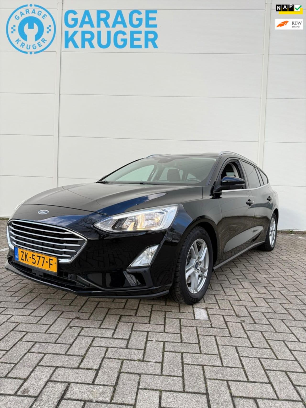 Ford Focus Wagon - 1.0 EcoBoost Trend Edition Business 1.0 EcoBoost Trend Edition Business - AutoWereld.nl