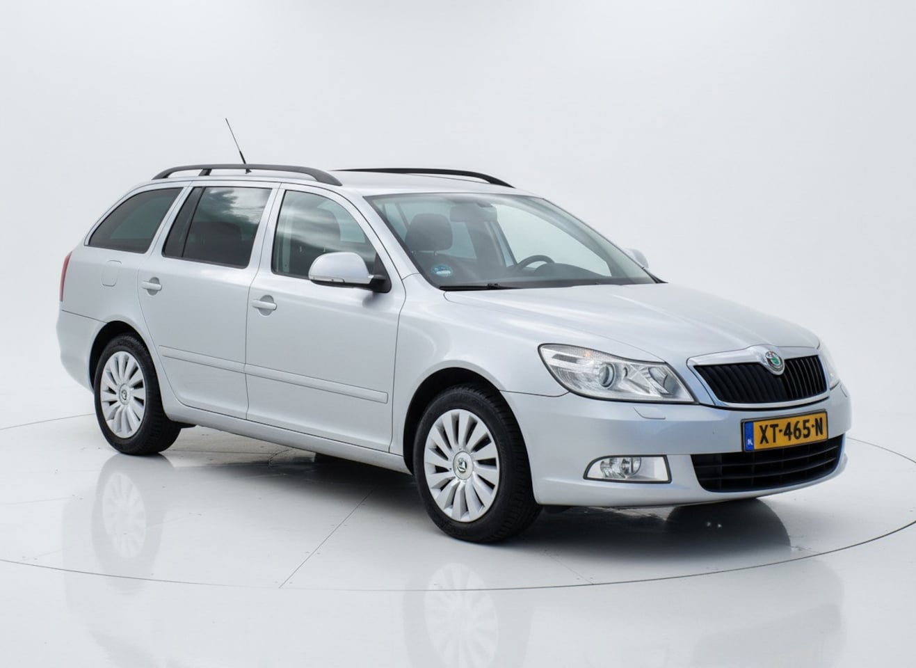 Skoda Octavia Combi - 1.4 TSI Ambition|Cruise|PDC|Xenon|Trekh. - AutoWereld.nl
