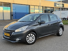 Peugeot 208 - 1.2 VTi Allure 2014 Airco Cruise Climate Sensor